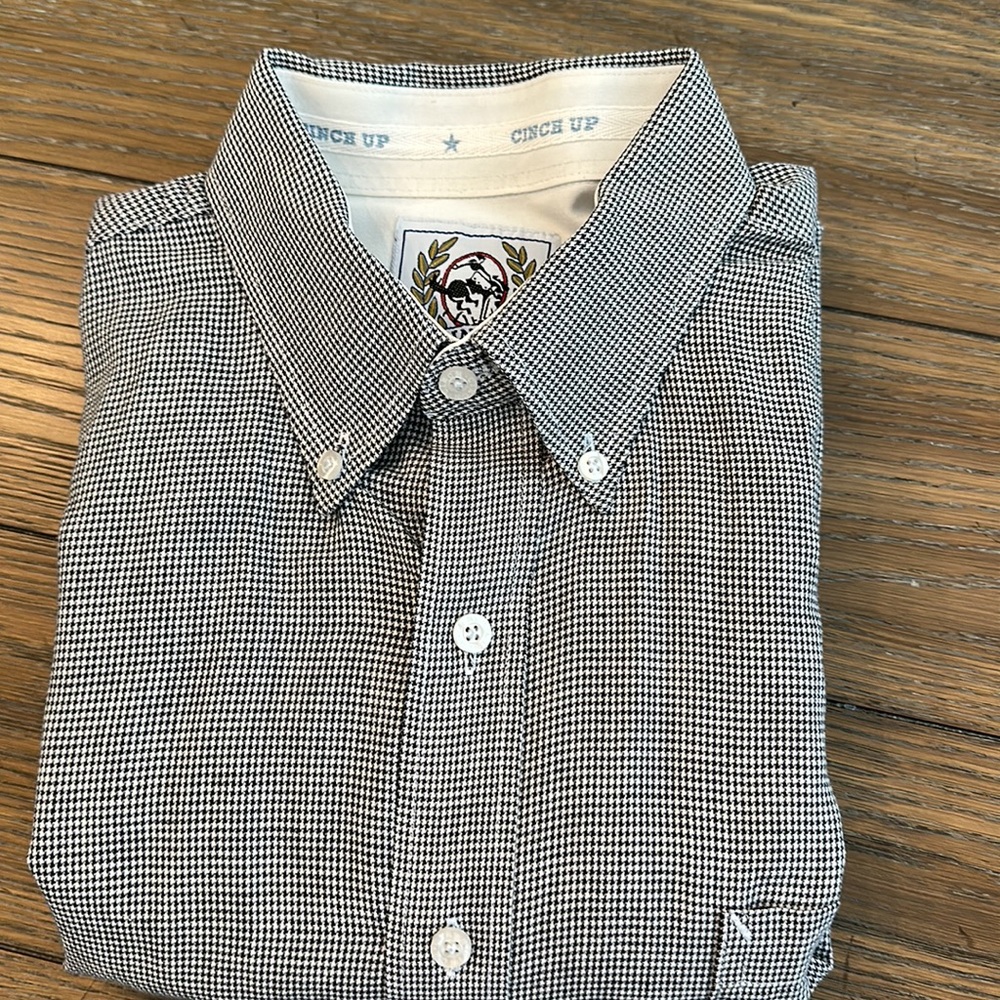 Cinch Mens long sleeve button down western shirt, like new, no flaws